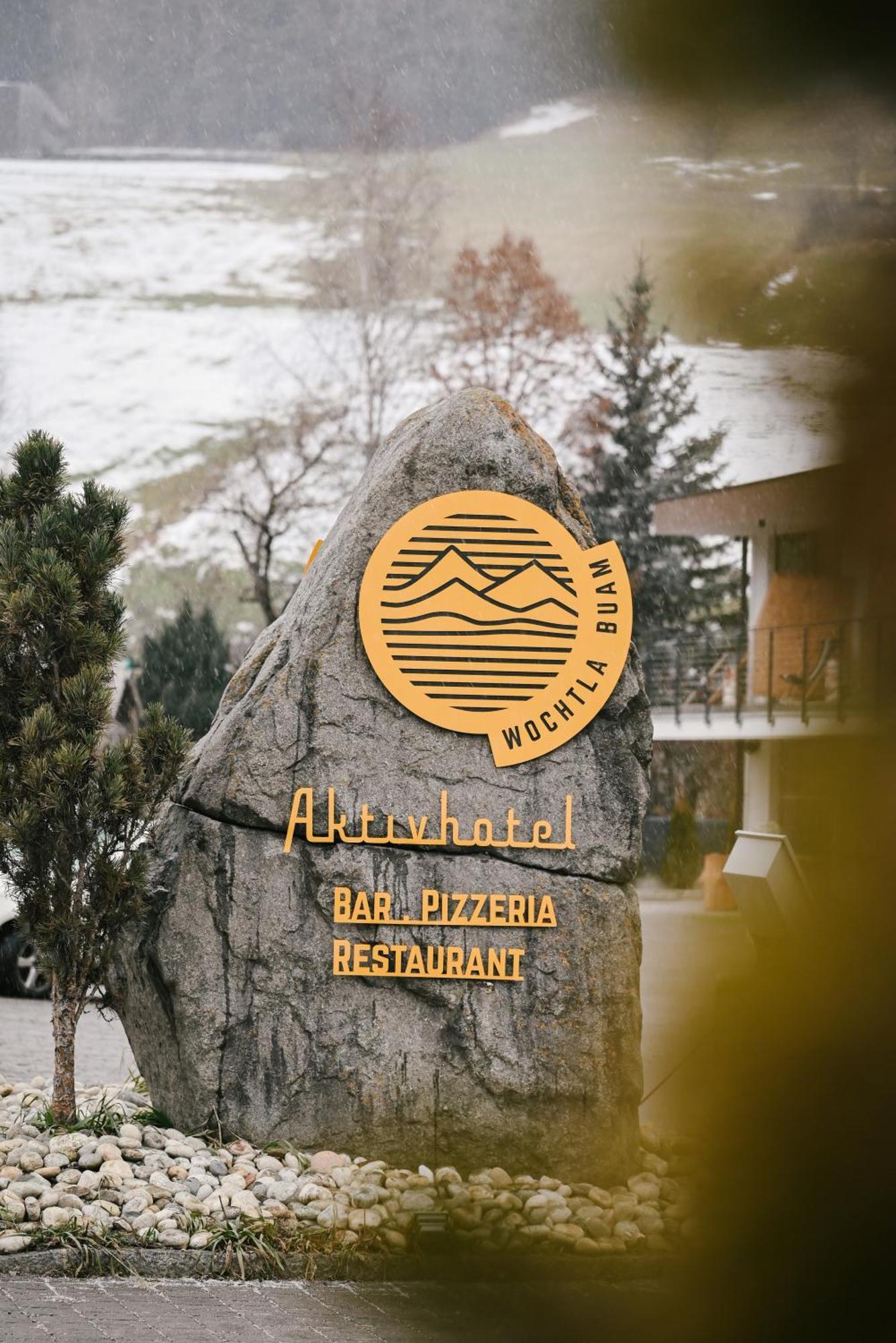 Hotel Wochtla Buam Brunico Exterior photo